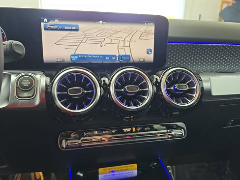 New 2026 Mercedes-Benz GLB 250 image 21