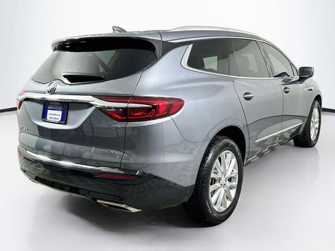 Used 2020 Buick Enclave Premium w/ Sun and Sites Package AWD/4WD image 7
