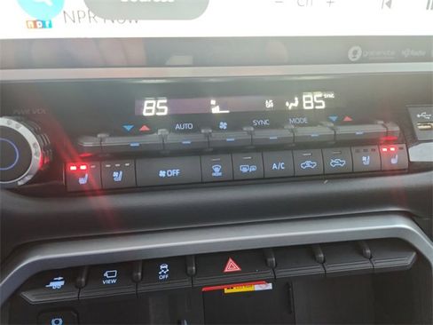 Used 2024 Toyota Tundra Platinum image 22