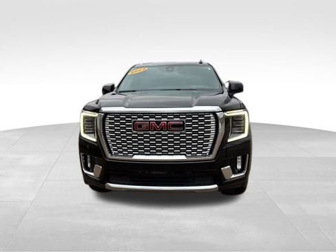 Used 2022 GMC Yukon Denali image 2