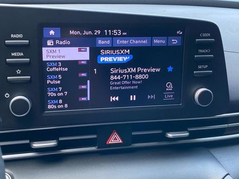 Used 2023 Hyundai Elantra Blue FWD image 23
