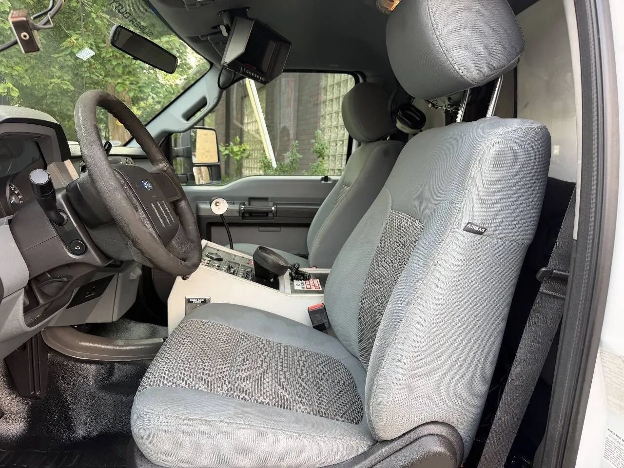 Used 2012 Ford F450 XLT w/ Ambulance Preparation Pkg RWD image 16
