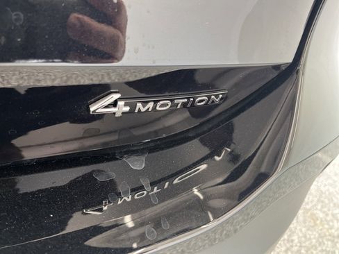 New 2026 Volkswagen Tiguan SE image 6