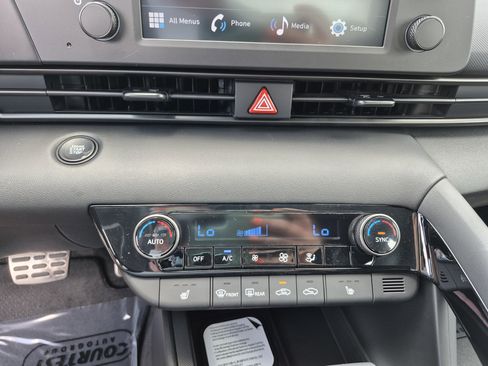 New 2026 Hyundai Elantra SEL Sport Premium FWD image 25
