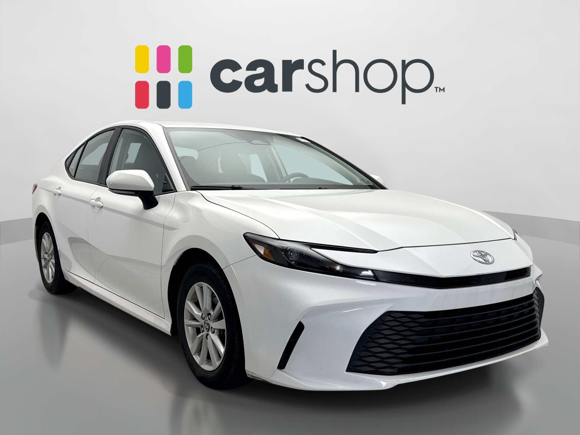 Used 2025 Toyota Camry LE FWD image 7