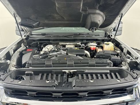 Used 2022 Chevrolet Silverado 3500 LT w/ Convenience Package AWD/4WD image 28