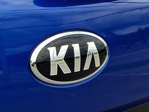 Certified 2021 Kia Soul X-Line FWD image 28