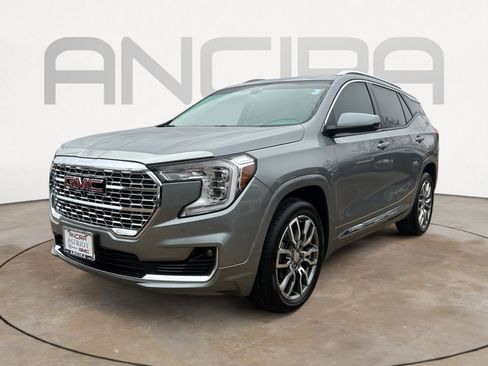 Used 2023 GMC Terrain Denali w/ Denali Premium Package image 6