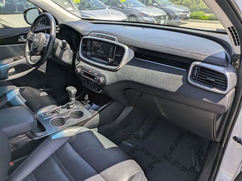 Used 2019 Kia Sorento EX w/ EX Touring Package FWD image 33