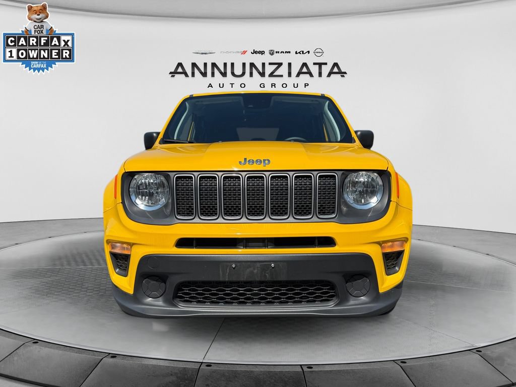 Used 2023 Jeep Renegade Latitude AWD/4WD image 8