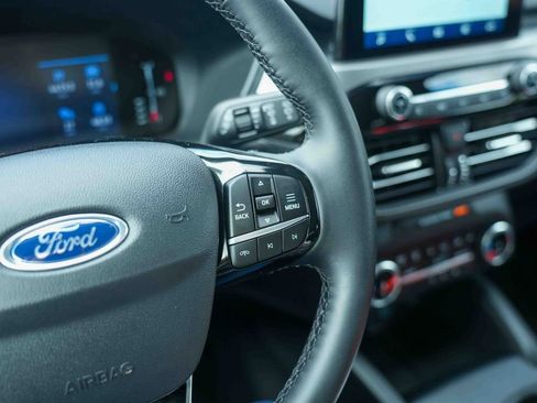Used 2023 Ford Escape Active AWD/4WD image 30