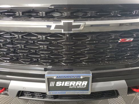 New 2026 Chevrolet Traverse Z71 w/ Enhanced Driving Package AWD/4WD image 10