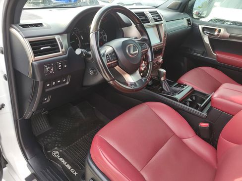 Used 2021 Lexus GX 460 Premium w/ Premium Package AWD/4WD image 17