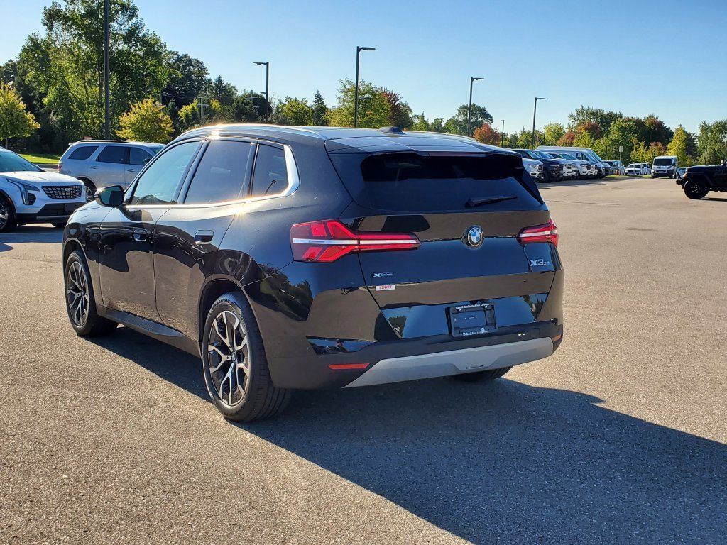 Used 2026 BMW X3 xDrive30i AWD/4WD image 3