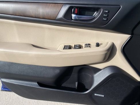 Used 2016 Subaru Outback 3.6R Limited image 14