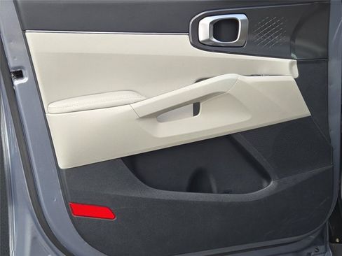 Used 2025 Kia Sorento S w/ Panoramic Sunroof Package FWD image 42