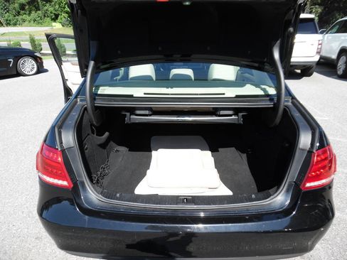 Used 2014 Mercedes-Benz E 350 4MATIC Sedan w/ Premium 1 Package image 25