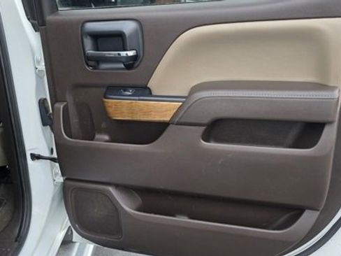 Used 2016 Chevrolet Silverado 2500 LTZ w/ Duramax Plus Package image 12