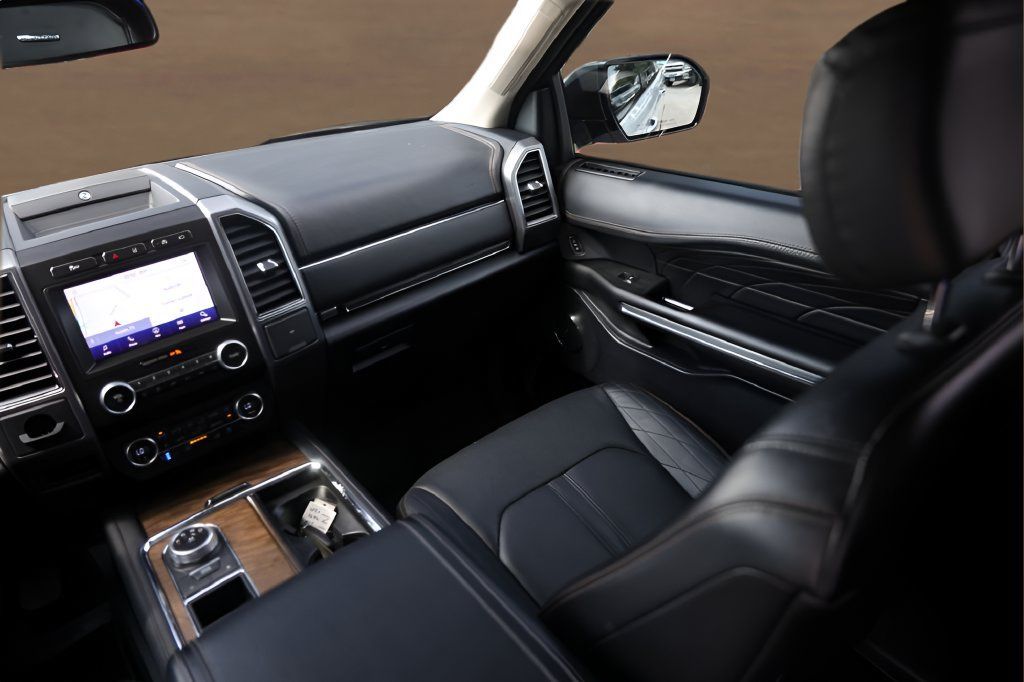 Used 2021 Ford Expedition Platinum RWD image 29