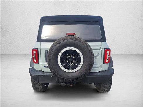 Used 2021 Ford Bronco Badlands image 6