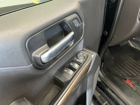 Used 2019 Chevrolet Silverado 1500 LT w/ All-Star Edition AWD/4WD image 11