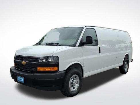New 2026 Chevrolet Express 3500 Extended w/ Driver Convenience Package RWD image 8