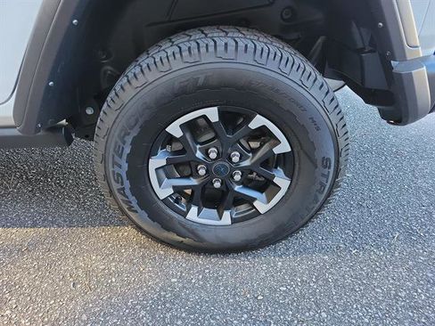 Used 2024 Jeep Wrangler Unlimited Rubicon 4xe image 29