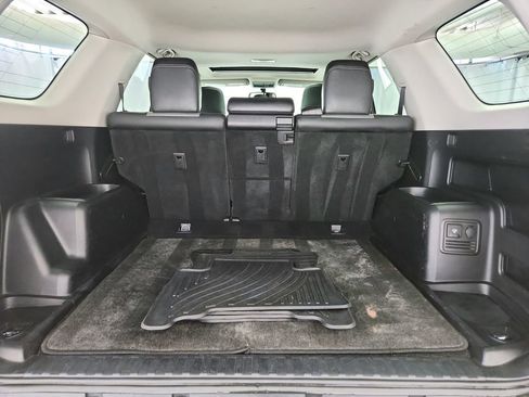 Used 2016 Toyota 4Runner SR5 Premium w/ Four Season Floor Mat Package image 34