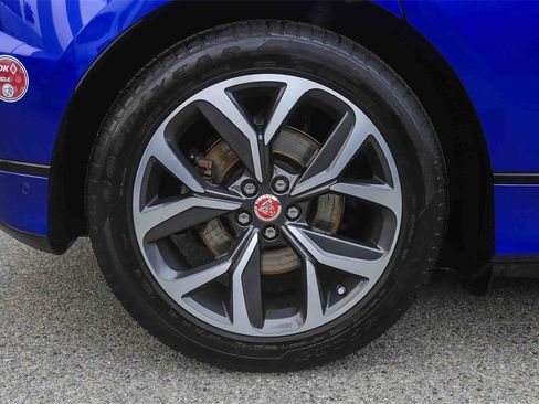 Used 2020 Jaguar I-PACE SE image 10