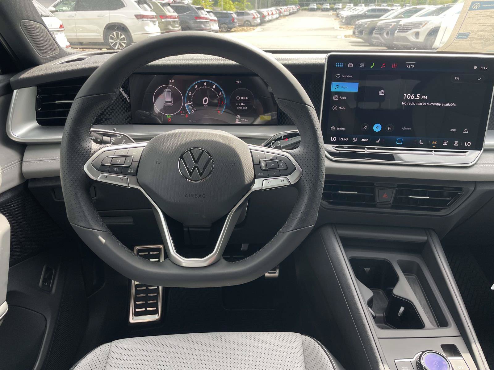 New 2026 Volkswagen Tiguan SE R-Line FWD image 15