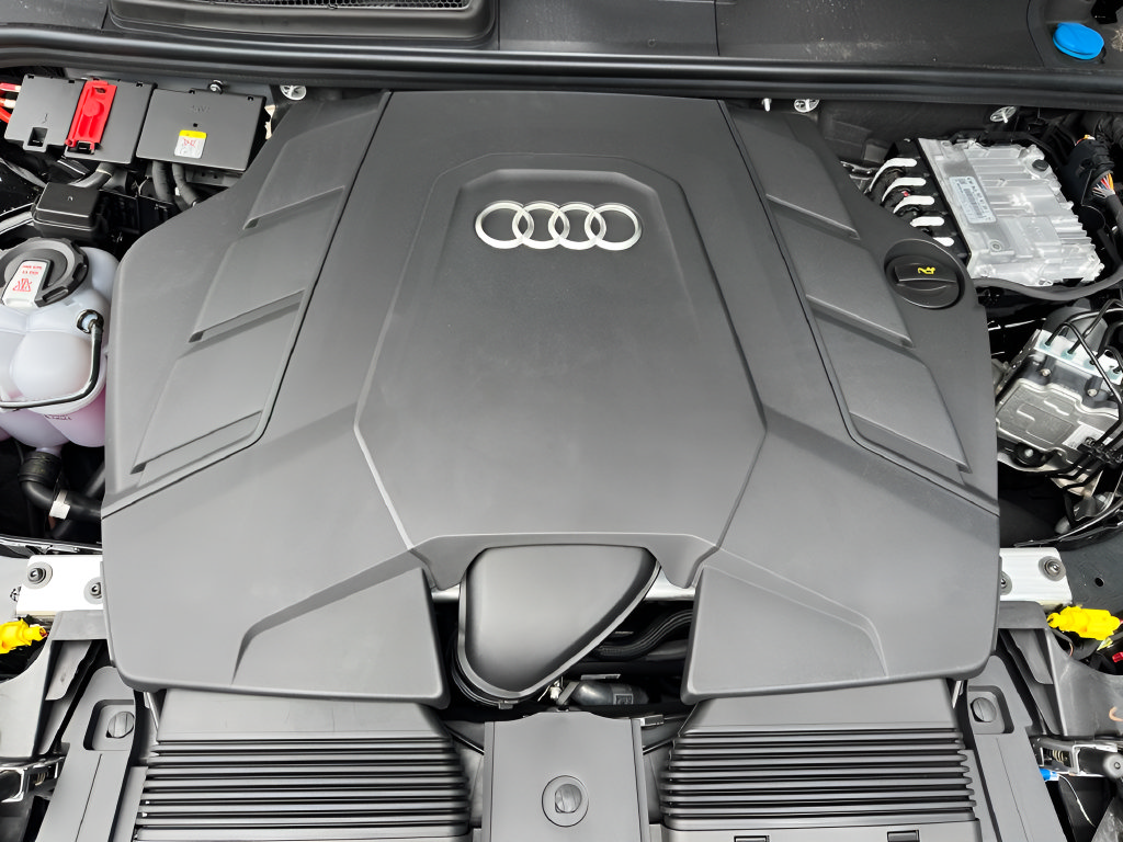 Used 2026 Audi Q7 3.0T Premium Plus w/ Premium Plus Package AWD/4WD image 8