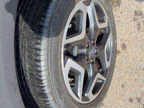 Used 2019 Subaru Crosstrek 2.0i Limited w/ Moonroof Package w/Navigation image 8