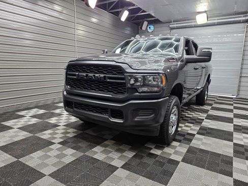 Used 2024 RAM 2500 Tradesman AWD/4WD image 45
