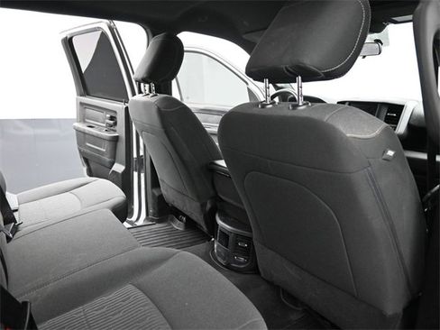 Used 2024 RAM 3500 Tradesman w/ Chrome Appearance Group image 28