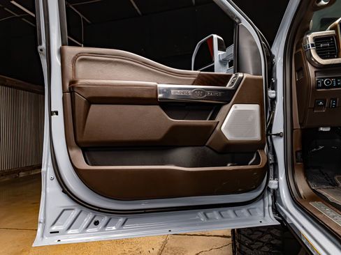 Used 2026 Ford F450 King Ranch w/ Chrome Package image 28