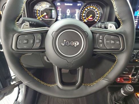 New 2025 Jeep Wrangler Unlimited Rubicon 392 image 23