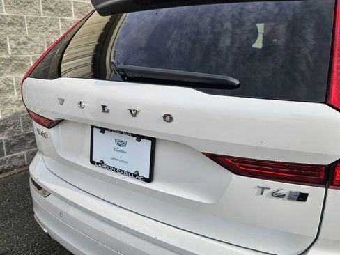 Used 2018 Volvo XC60 T6 Inscription w/ Convenience Package image 17