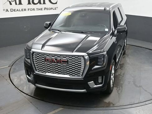 Used 2023 GMC Yukon Denali RWD image 48
