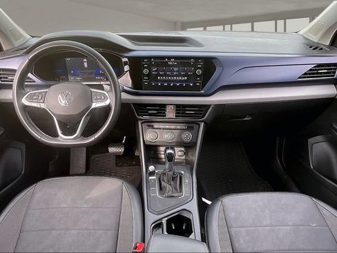 Used 2022 Volkswagen Taos SE FWD image 7