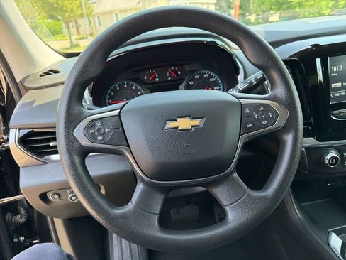Used 2019 Chevrolet Traverse LS AWD/4WD image 13