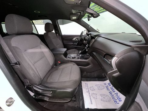 Used 2023 Chevrolet Traverse LT AWD/4WD image 29