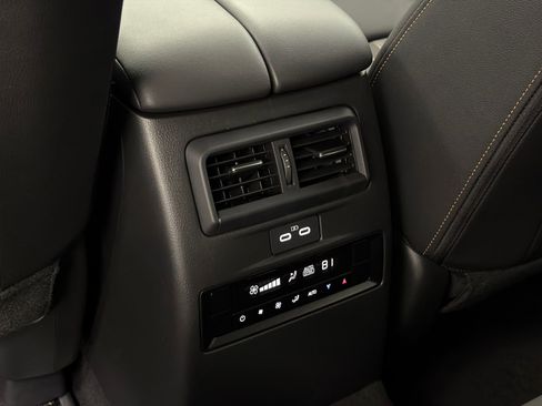 New 2026 MAZDA CX-70 SC AWD/4WD image 17