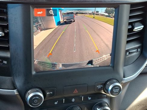 Used 2023 RAM 1500 Big Horn image 17