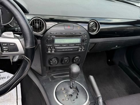 Used 2008 MAZDA MX-5 Miata Touring image 14