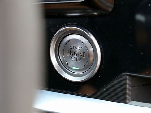 Used 2023 Chevrolet Corvette Stingray Premium Conv w/ Z51 Performance Package image 12