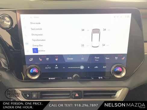 Used 2024 Lexus RX 350 w/ Convenience Package image 28