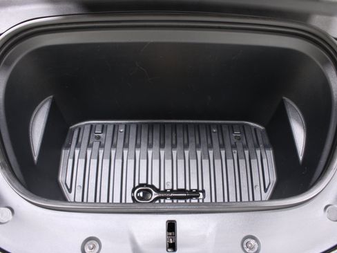 Used 2021 Tesla Model Y Performance AWD/4WD image 33