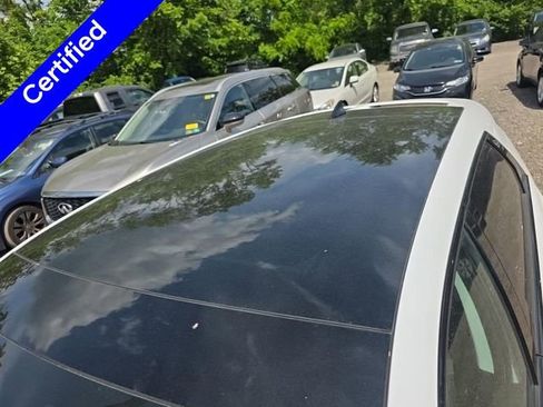 Certified 2023 Hyundai Ioniq 5 Limited AWD/4WD image 9