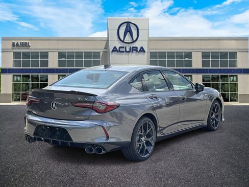 Certified 2023 Acura TLX Type S AWD/4WD image 5