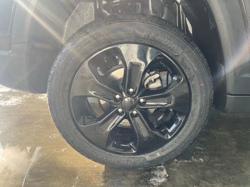 Used 2021 Jeep Compass Altitude w/ Sun and Sound Group image 31